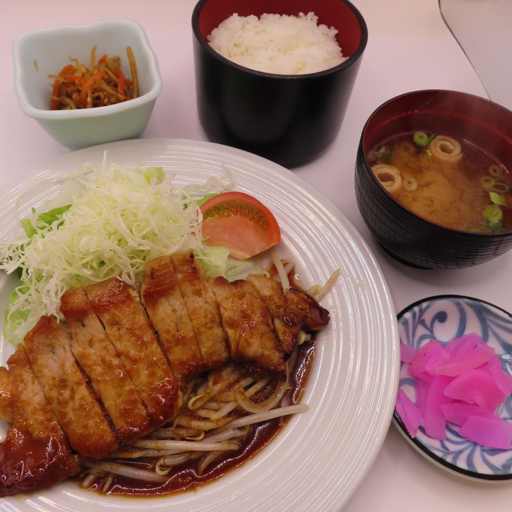 豚しょうが焼き定食